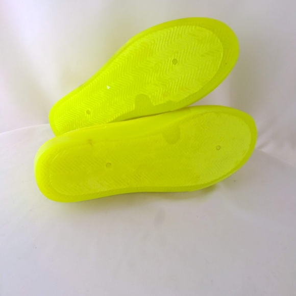 Rouge Helium Lime Green Sneaker - Picture 12 of 12